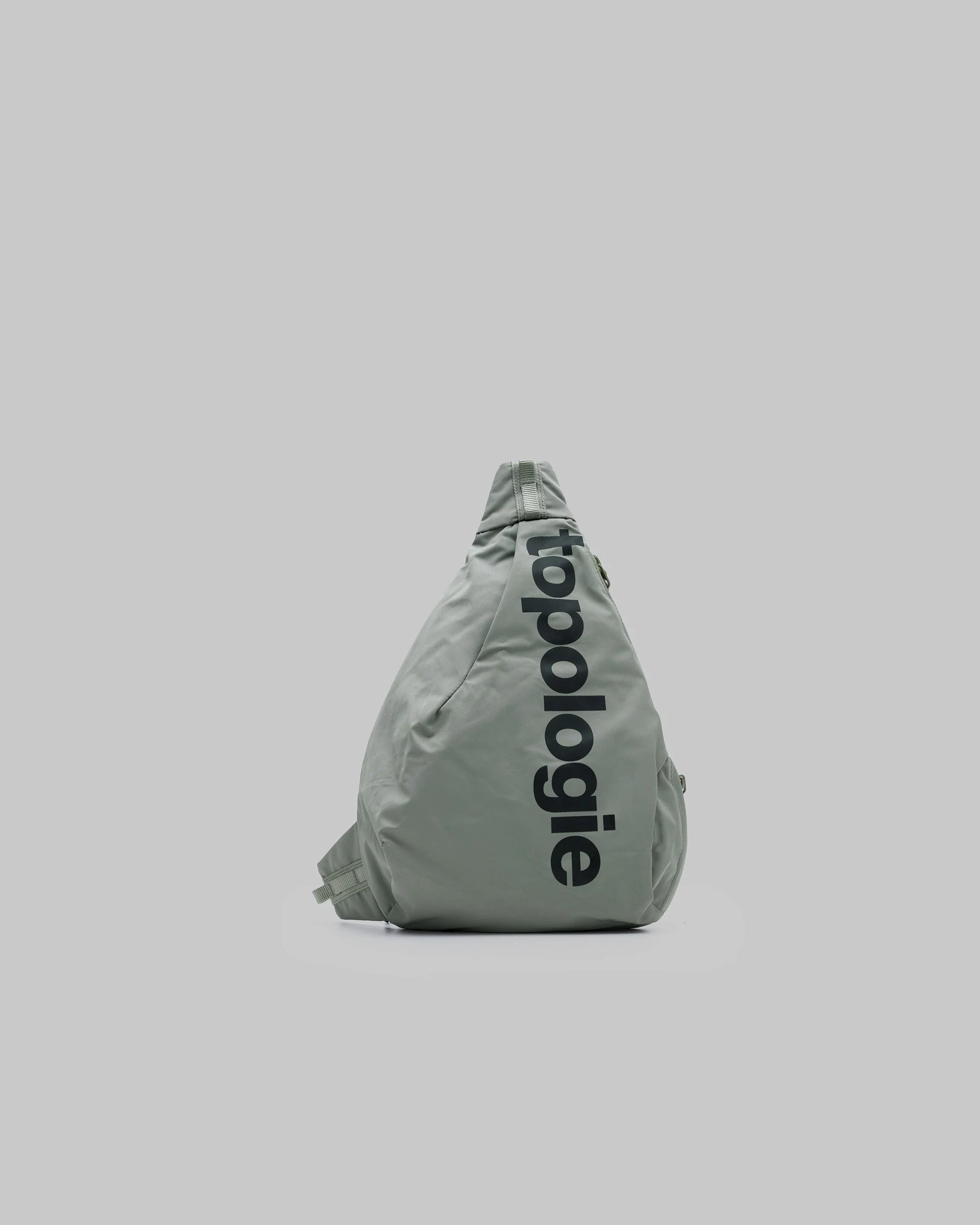 Topologie Sling Messenger Small – kompaktiškas ir patogus krepšys