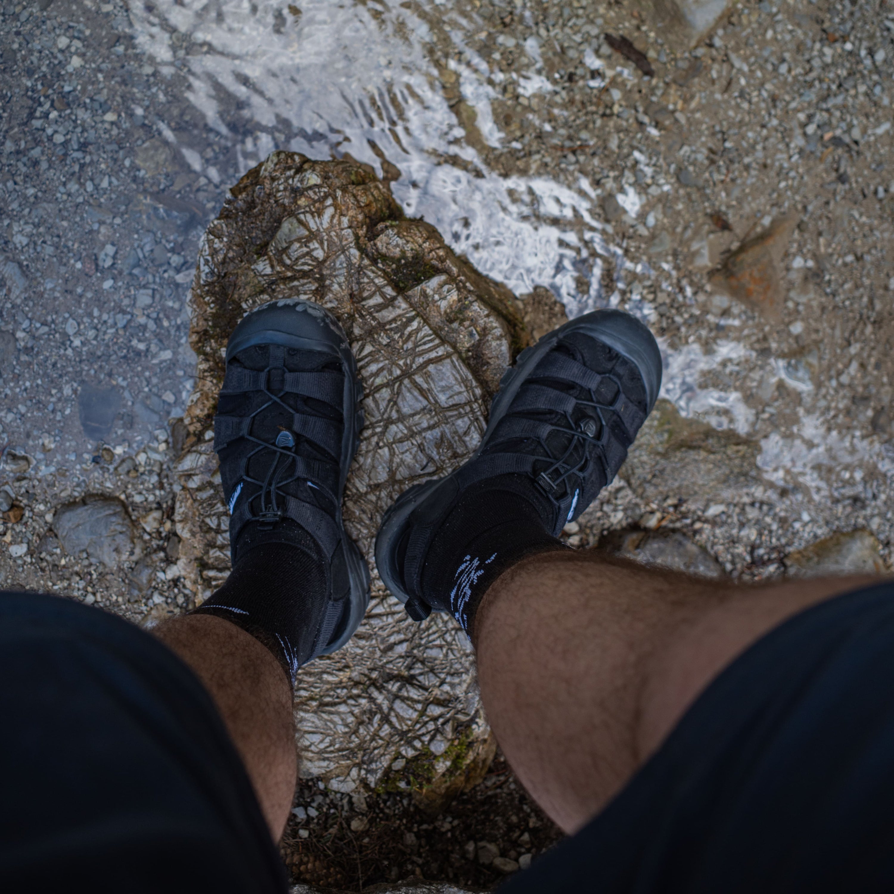 Keen Sandals H2 in water 