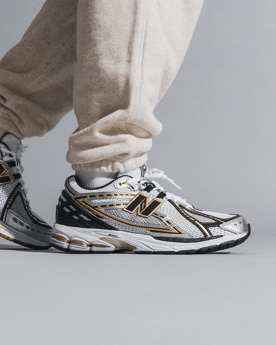 New Balance 1906R Metallic Silver - @dv